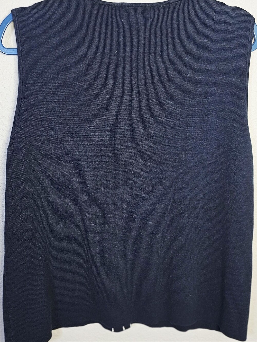 Vintage Van Heusen Sweater Vest XL Navy White Striped Sleeveless Knit Preppy - Picture 3 of 3